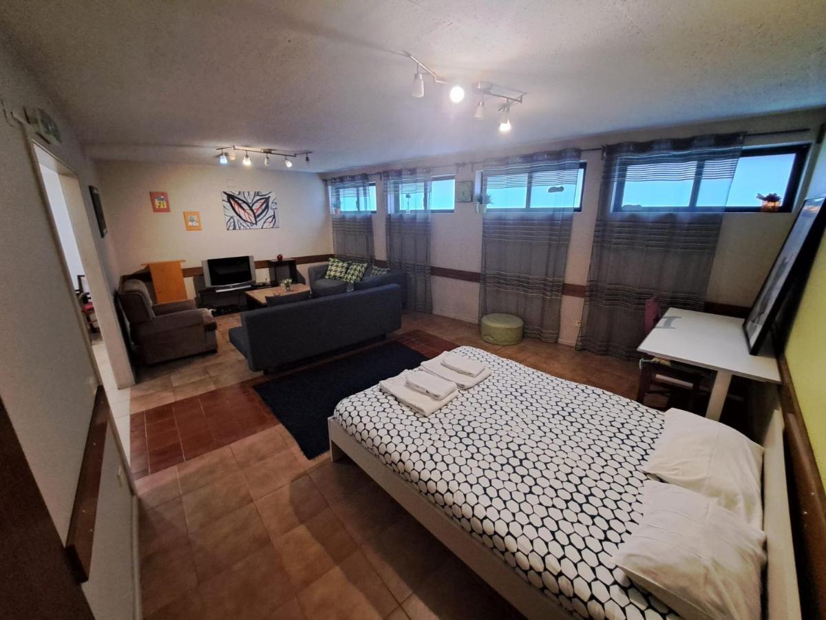 Spacious Economic Center Porto Flat Экстерьер фото