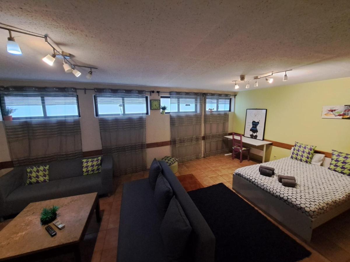 Spacious Economic Center Porto Flat Экстерьер фото