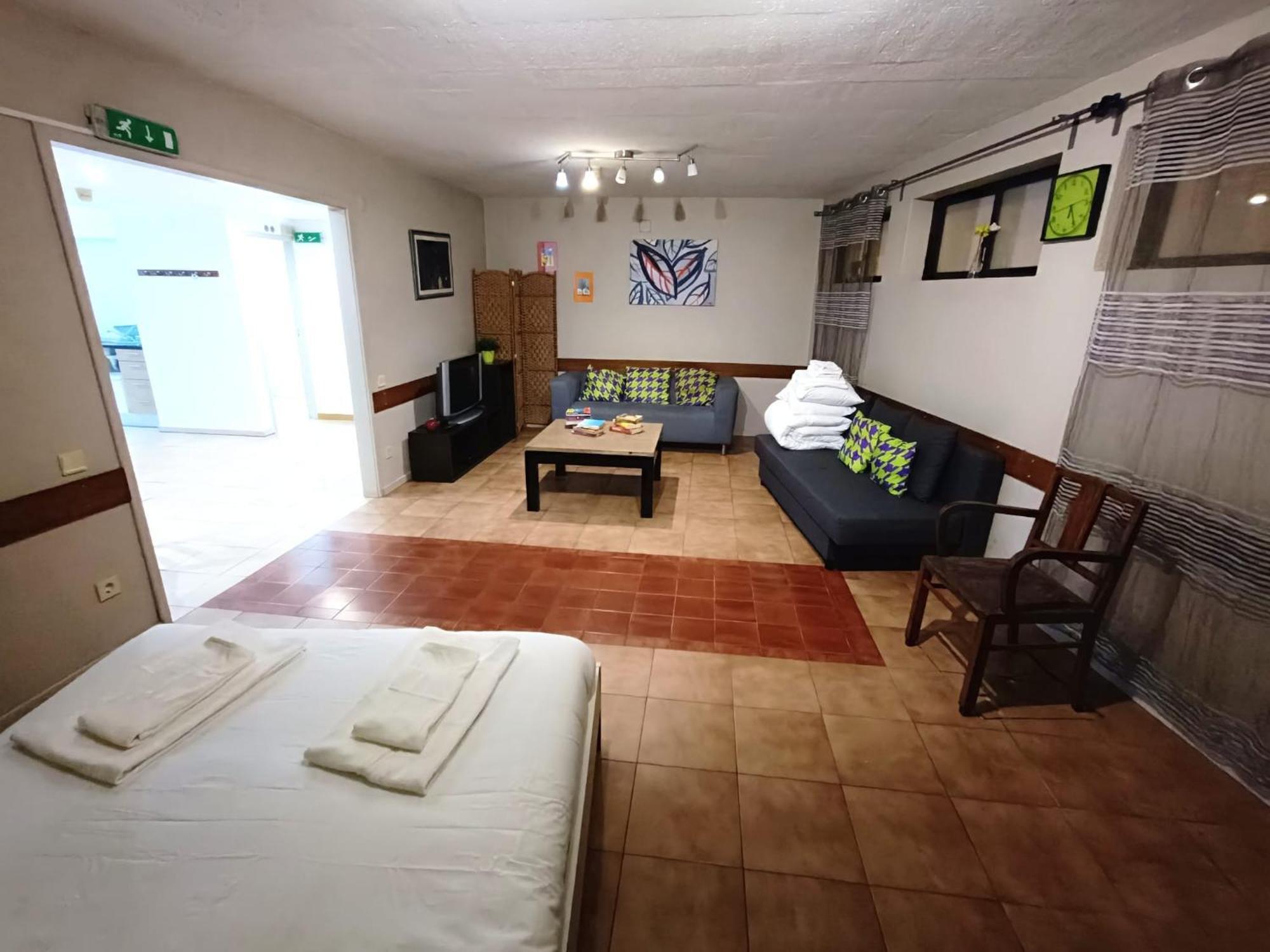 Spacious Economic Center Porto Flat Экстерьер фото