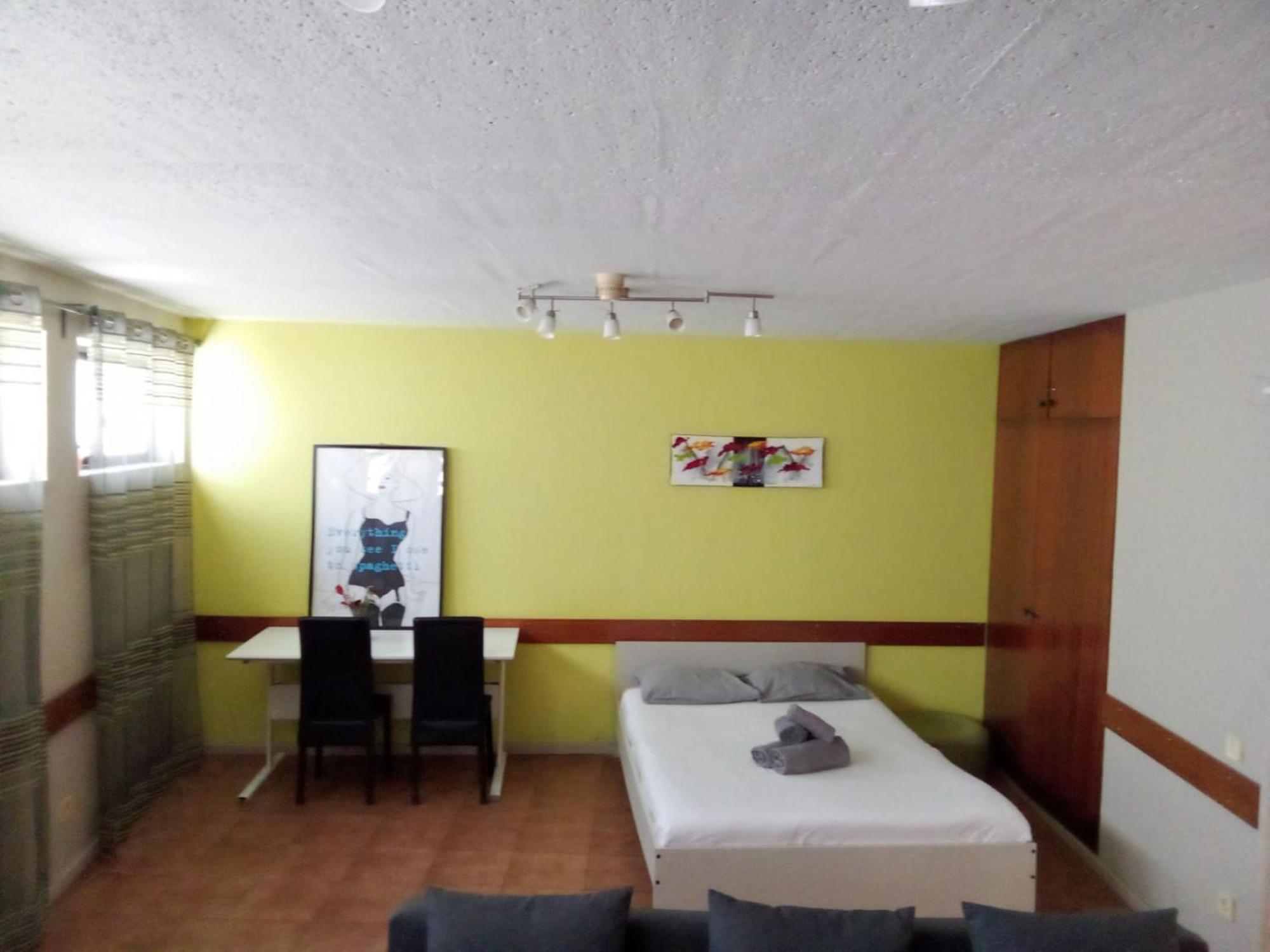 Spacious Economic Center Porto Flat Экстерьер фото